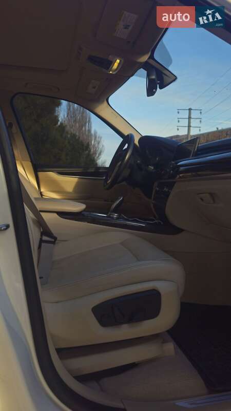 Внедорожник / Кроссовер BMW X5 2015 в Одессе