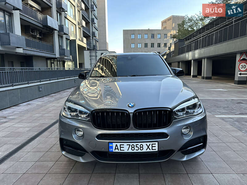 Позашляховик / Кросовер BMW X5 2016 в Дніпрі