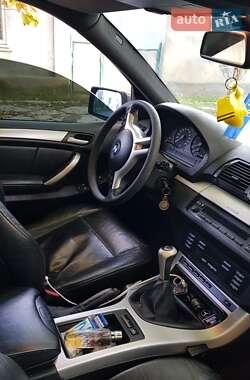 Позашляховик / Кросовер BMW X5 2003 в 