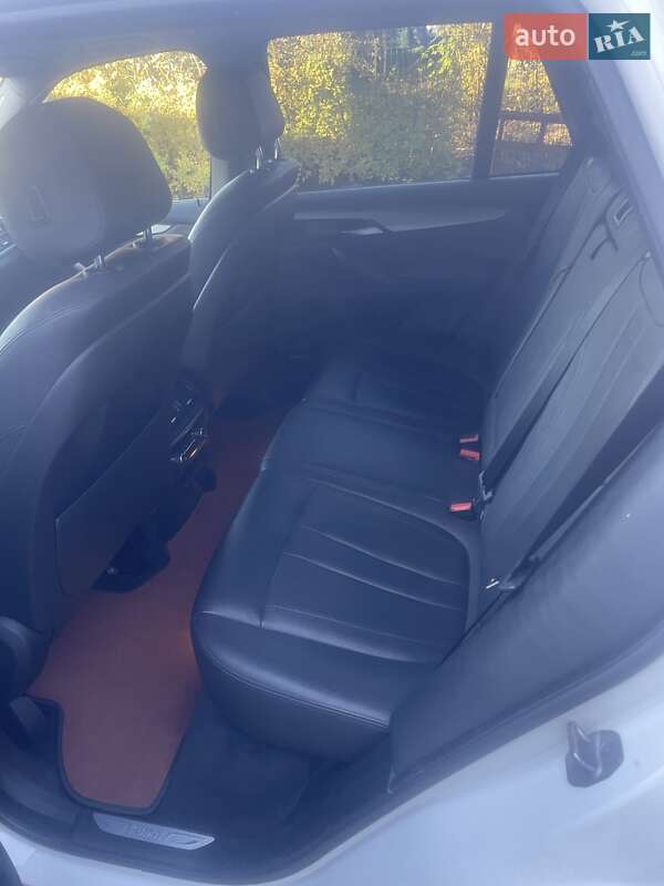Внедорожник / Кроссовер BMW X5 2014 в Житомире