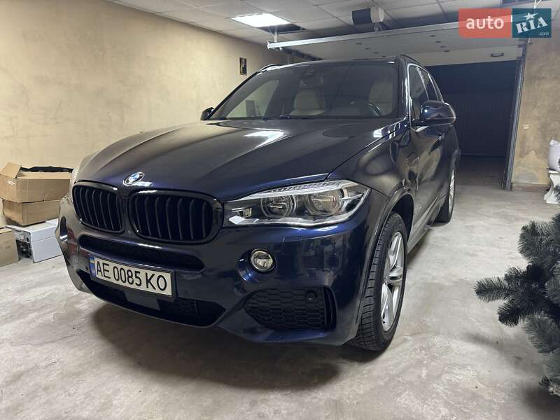 Внедорожник / Кроссовер BMW X5 2016 в 