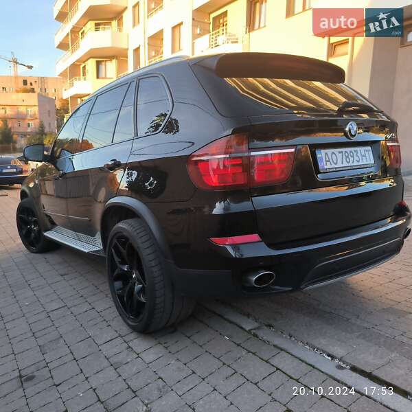 Внедорожник / Кроссовер BMW X5 2013 в Ужгороде