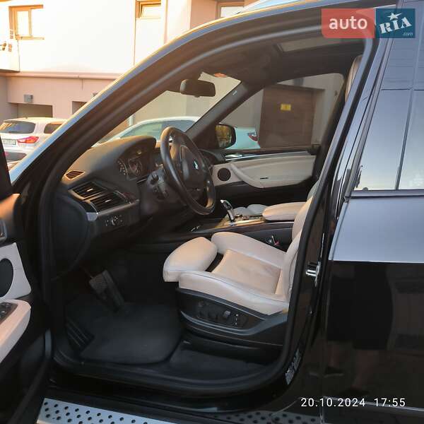 Внедорожник / Кроссовер BMW X5 2013 в Ужгороде