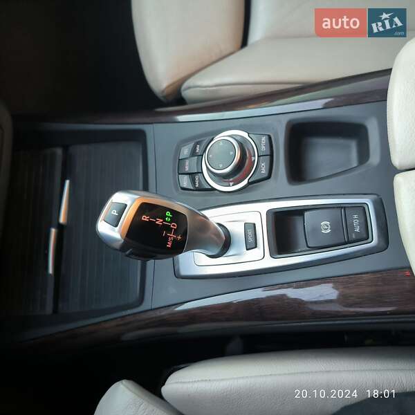 Внедорожник / Кроссовер BMW X5 2013 в Ужгороде