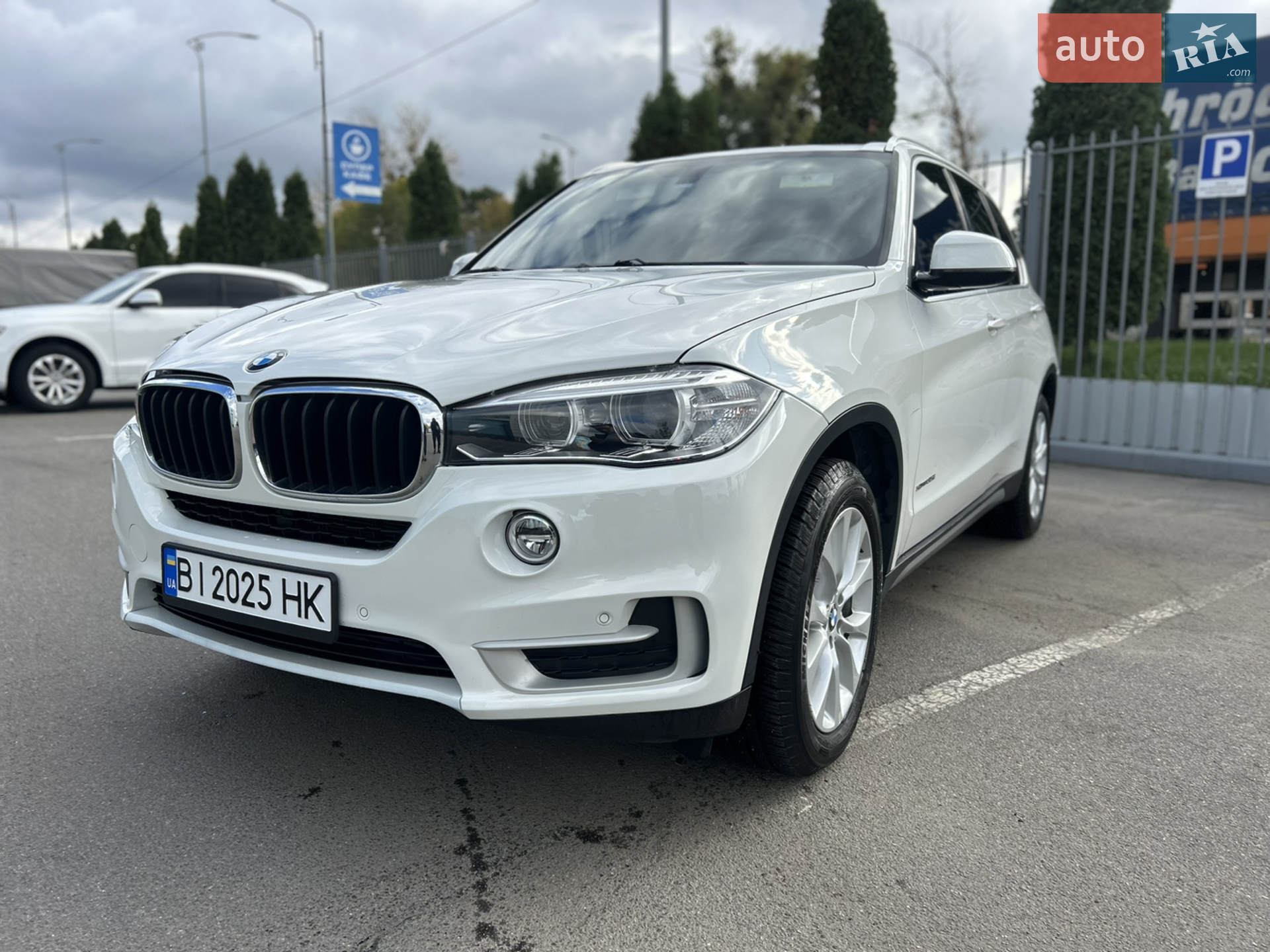 2017 BMW X5 - мініатюра 2