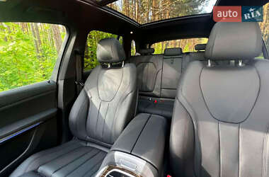 Внедорожник / Кроссовер BMW X5 2019 в 
