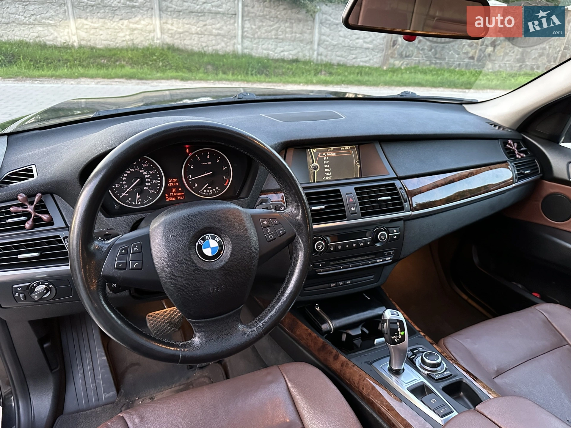 2010 BMW X5 - мініатюра 10