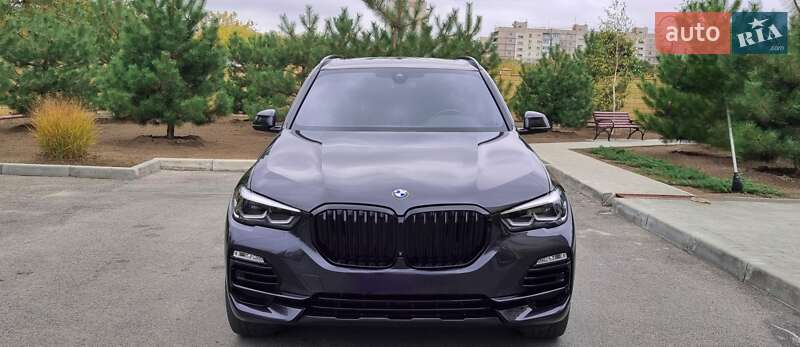 Внедорожник / Кроссовер BMW X5 2020 в Запорожье