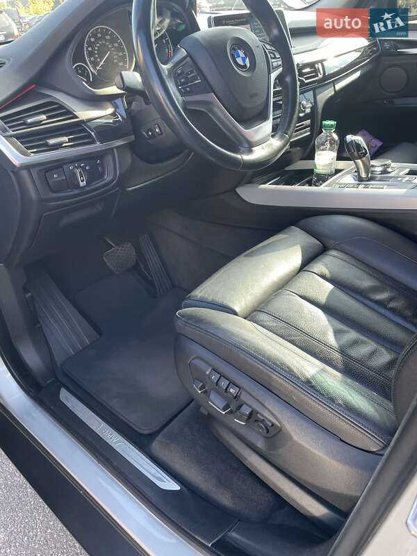 Позашляховик / Кросовер BMW X5 2015 в Києві фото 16 Позашляховик / Кросовер BMW X5 2015 в Києві