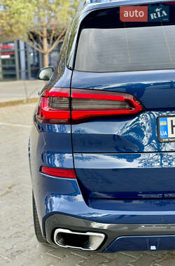 Внедорожник / Кроссовер BMW X5 2020 в 