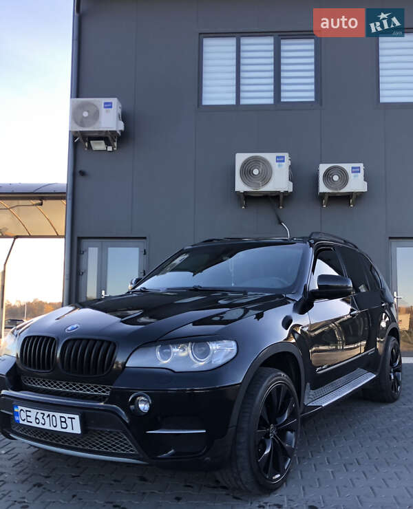 Позашляховик / Кросовер BMW X5 2010 в Чернівцях