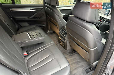 Позашляховик / Кросовер BMW X5 2017 в 