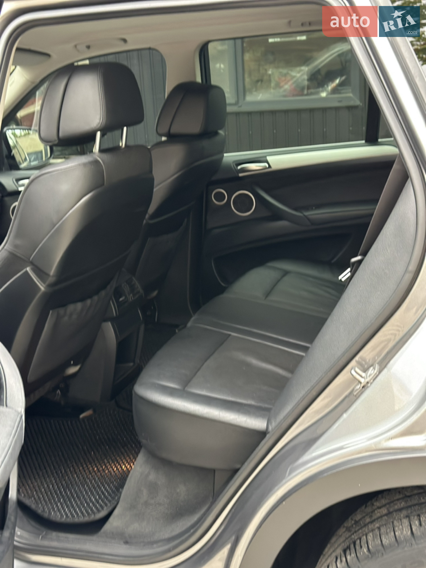 2011 BMW X5 - мініатюра 11
