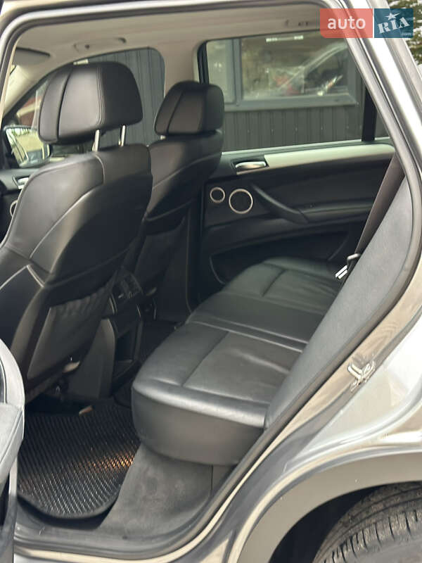 Позашляховик / Кросовер BMW X5 2011 в Ананьїві