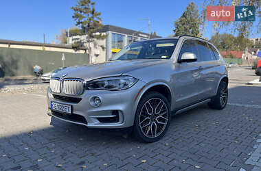 Позашляховик / Кросовер BMW X5 2015 в Чернівцях