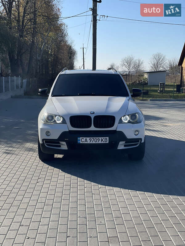 Внедорожник / Кроссовер BMW X5 2009 в Бершади