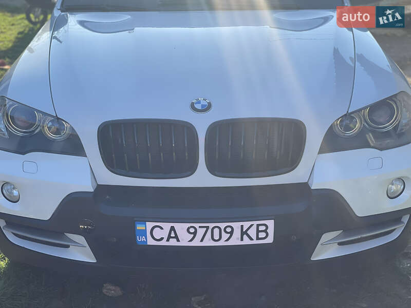 Внедорожник / Кроссовер BMW X5 2009 в Бершади