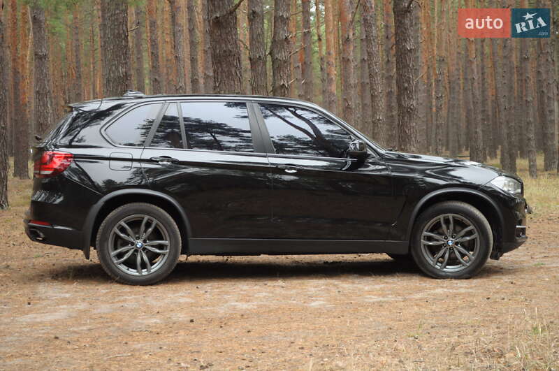 Позашляховик / Кросовер BMW X5 2015 в Києві фото 14 Позашляховик / Кросовер BMW X5 2015 в Києві