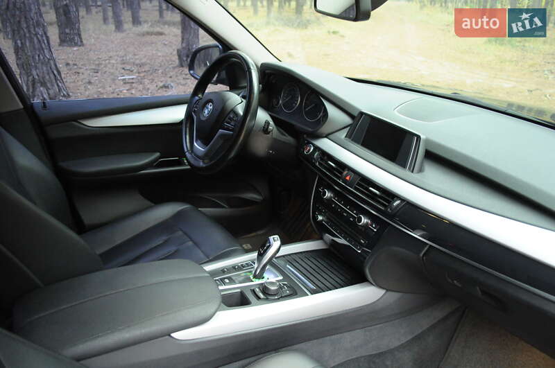Позашляховик / Кросовер BMW X5 2015 в Києві фото 23 Позашляховик / Кросовер BMW X5 2015 в Києві