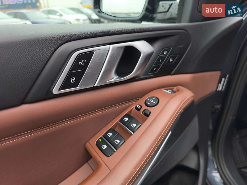 Позашляховик / Кросовер BMW X5 2018 в Львові