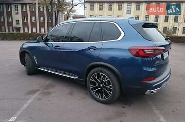 Внедорожник / Кроссовер BMW X5 2020 в Каменском