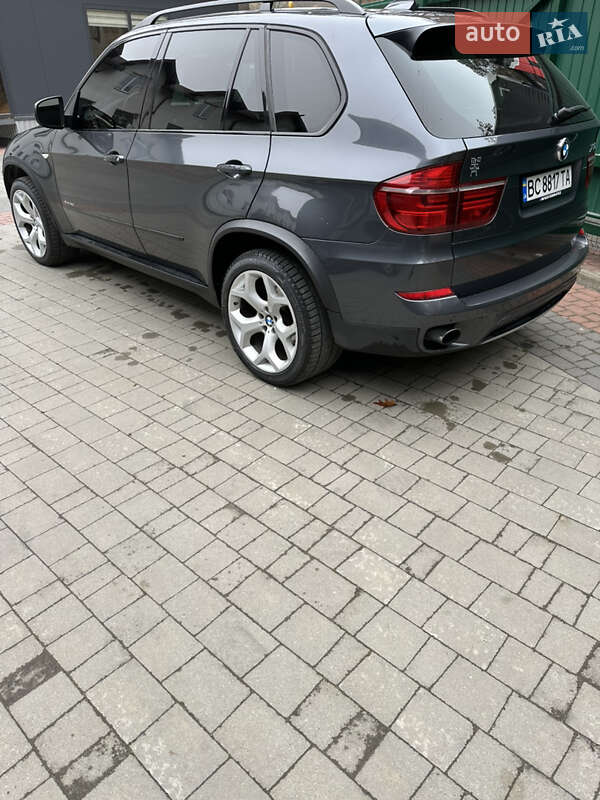 Внедорожник / Кроссовер BMW X5 2012 в Львове