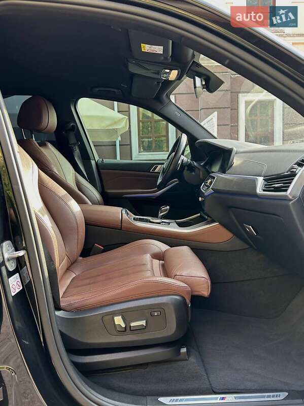 Внедорожник / Кроссовер BMW X5 2020 в Хмельницком