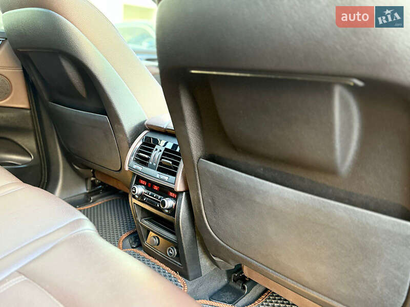 Позашляховик / Кросовер BMW X5 2015 в Львові фото 14 Позашляховик / Кросовер BMW X5 2015 в Львові