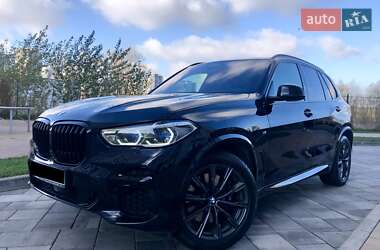 Внедорожник / Кроссовер BMW X5 2022 в Киеве