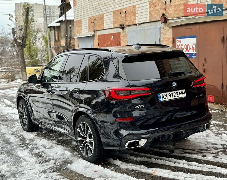Внедорожник / Кроссовер BMW X5 2020 в Киеве