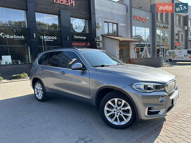 Внедорожник / Кроссовер BMW X5 2016 в Львове