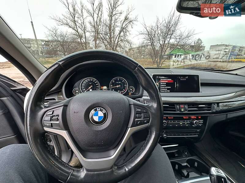 Внедорожник / Кроссовер BMW X5 2016 в Павлограде