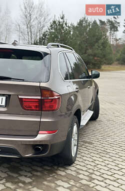 Позашляховик / Кросовер BMW X5 2012 в Костопілі