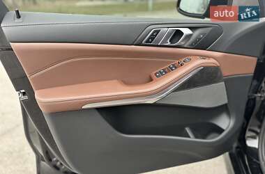 Позашляховик / Кросовер BMW X5 2022 в 