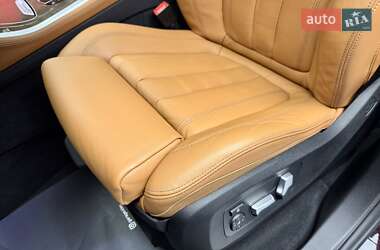 Внедорожник / Кроссовер BMW X5 2019 в 