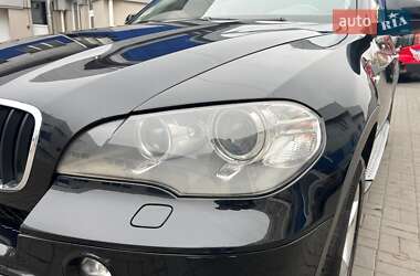 Внедорожник / Кроссовер BMW X5 2010 в 
