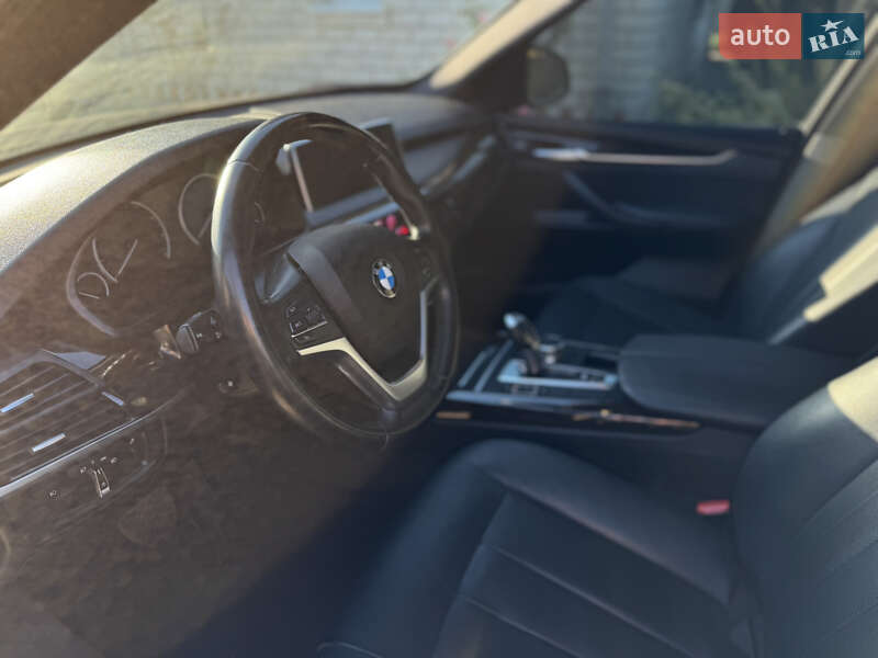 Внедорожник / Кроссовер BMW X5 2016 в Житомире