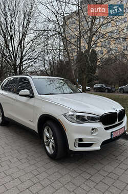 Позашляховик / Кросовер BMW X5 2015 в 