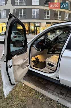 Позашляховик / Кросовер BMW X5 2015 в 