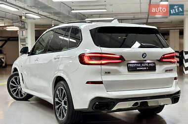 Внедорожник / Кроссовер BMW X5 2021 в Киеве