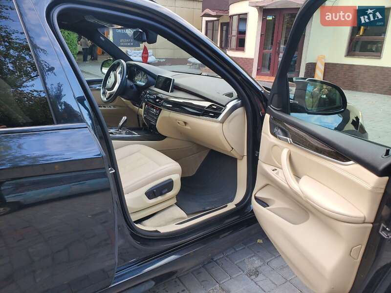 Позашляховик / Кросовер BMW X5 2014 в Дніпрі