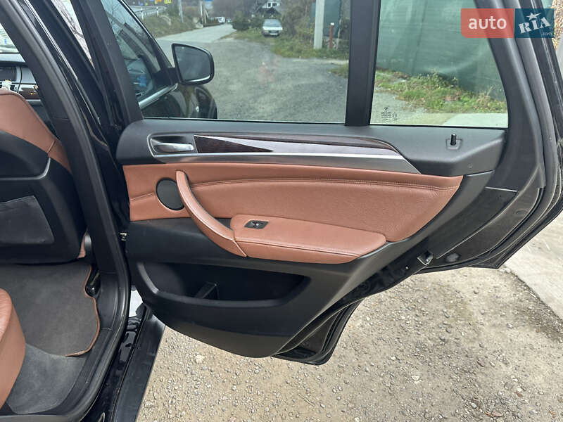 Внедорожник / Кроссовер BMW X5 2011 в Тернополе