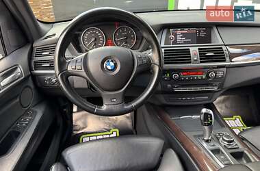 Внедорожник / Кроссовер BMW X5 2010 в Киеве