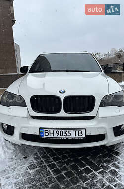 Позашляховик / Кросовер BMW X5 2011 в Києві