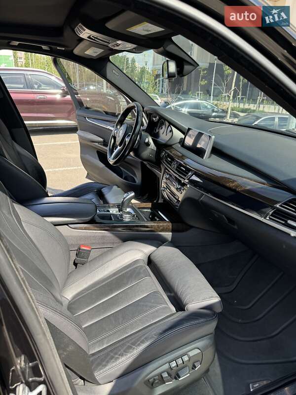 Позашляховик / Кросовер BMW X5 2016 в Миколаєві