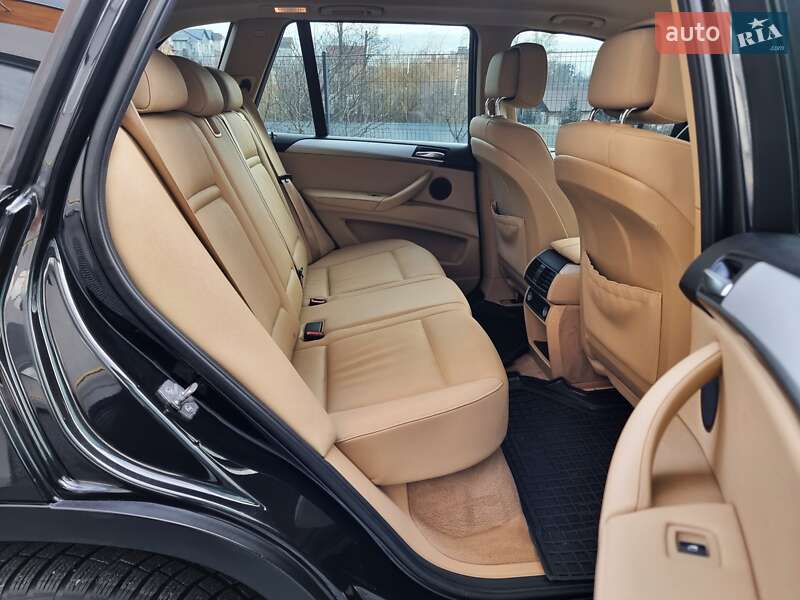 Позашляховик / Кросовер BMW X5 2012 в Хмельницькому