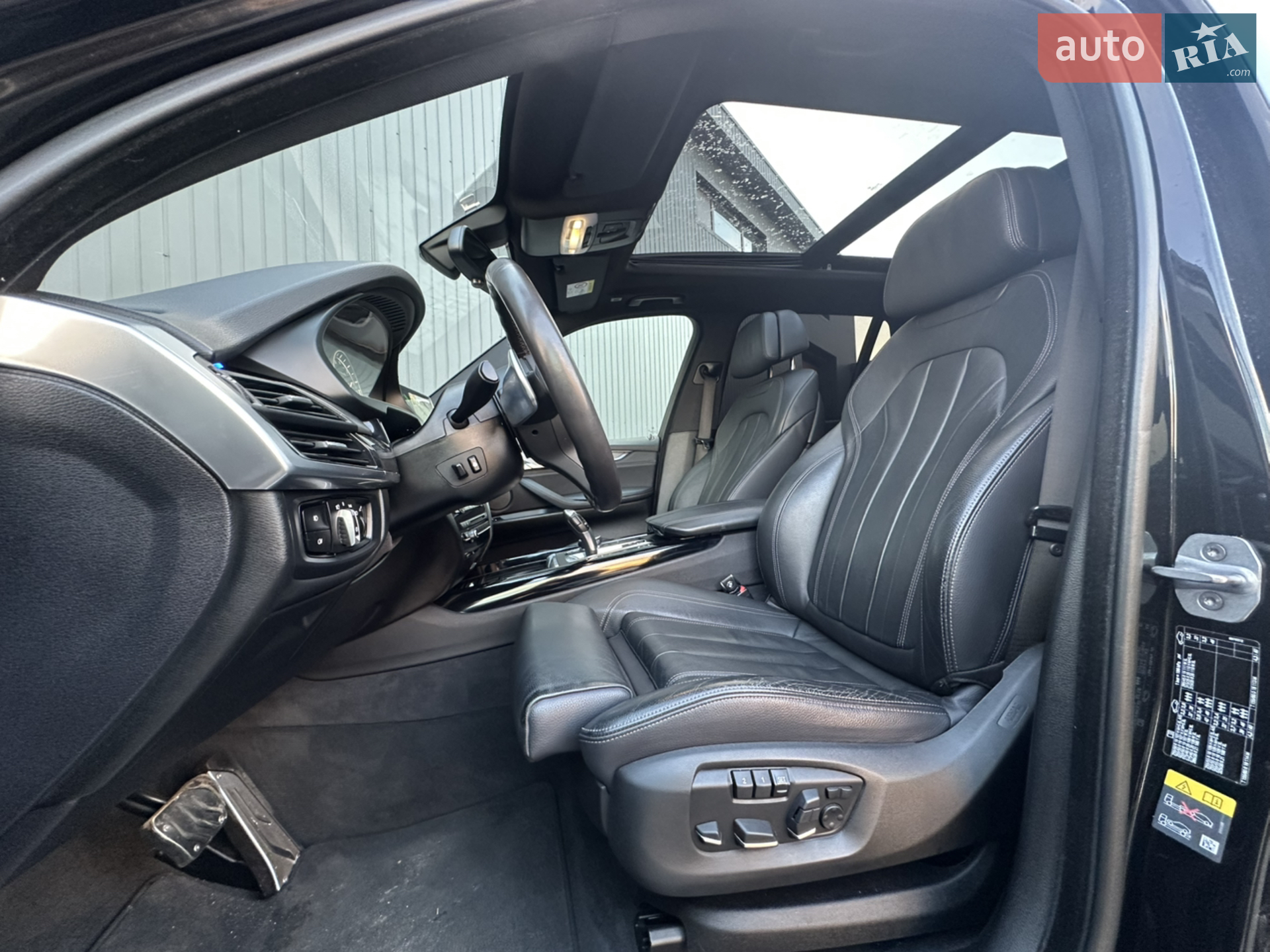 2017 BMW X5 - мініатюра 43