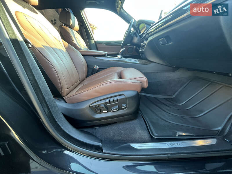 Внедорожник / Кроссовер BMW X5 2017 в Черновцах