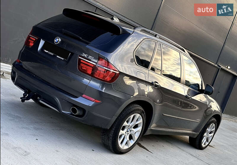 Внедорожник / Кроссовер BMW X5 2013 в Киеве