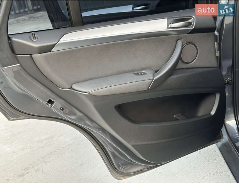 Внедорожник / Кроссовер BMW X5 2013 в Киеве